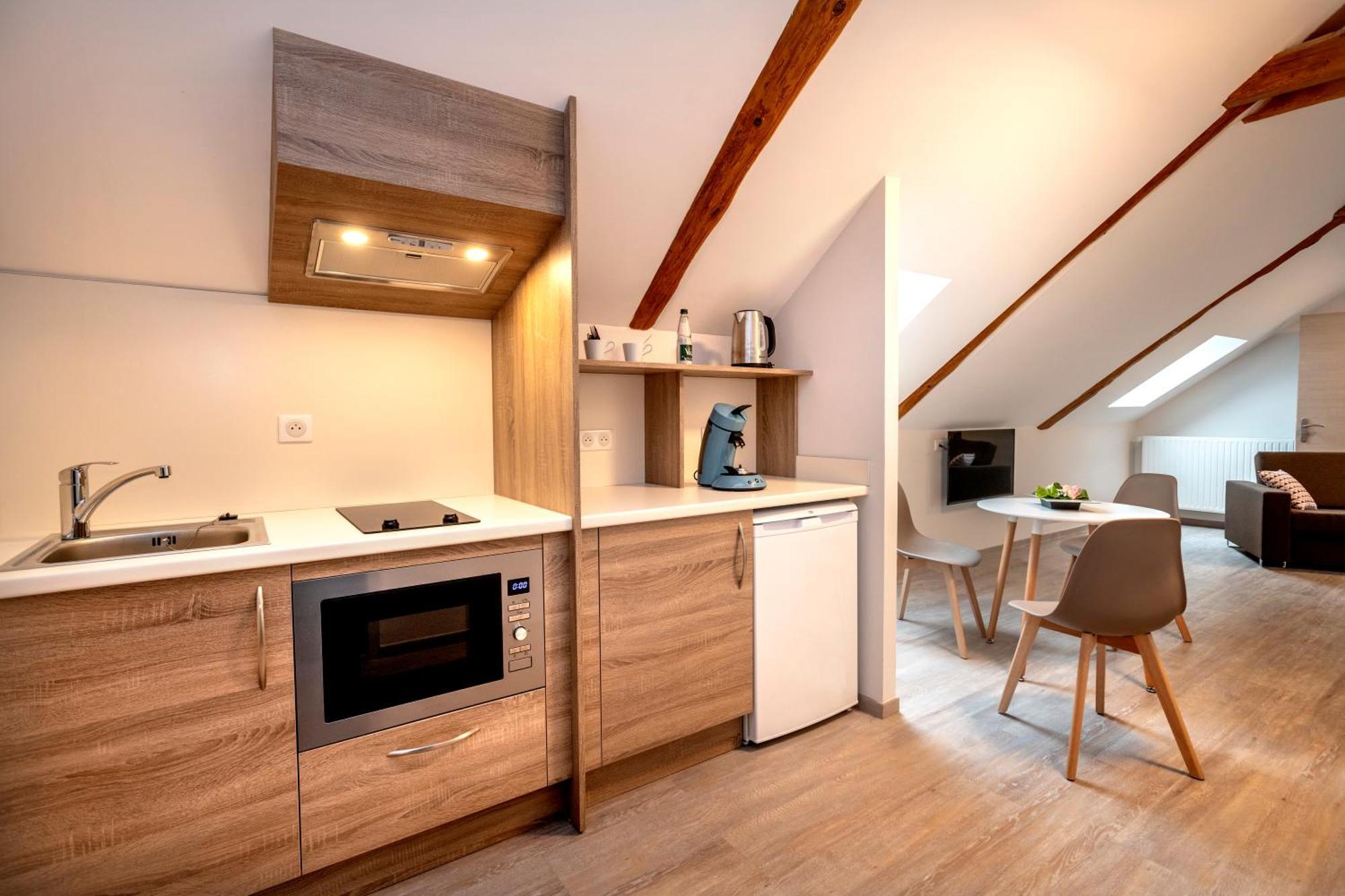 Hotel Restaurant De La Poste Et La Grange Detente, Espace Bien-Etre Châteauneuf-de-Randon 외부 사진