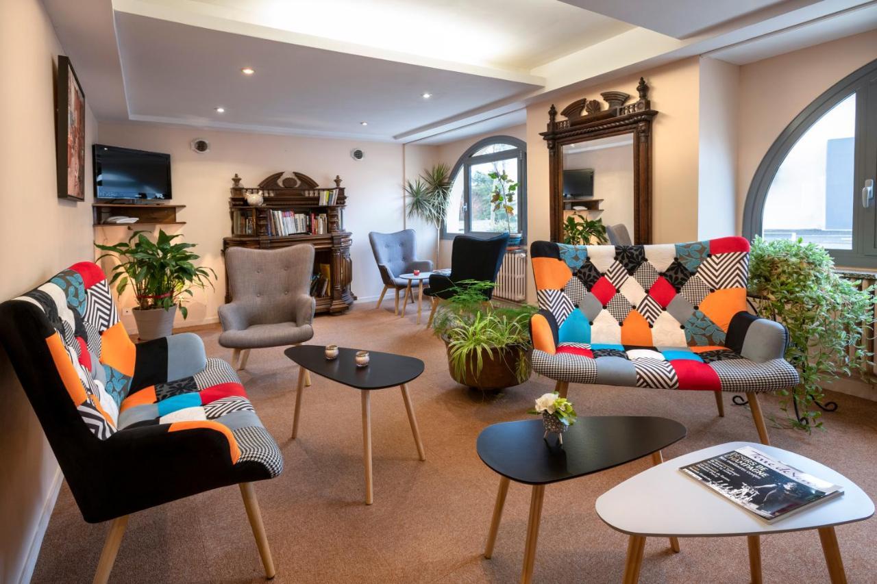 Hotel Restaurant De La Poste Et La Grange Detente, Espace Bien-Etre Châteauneuf-de-Randon 외부 사진