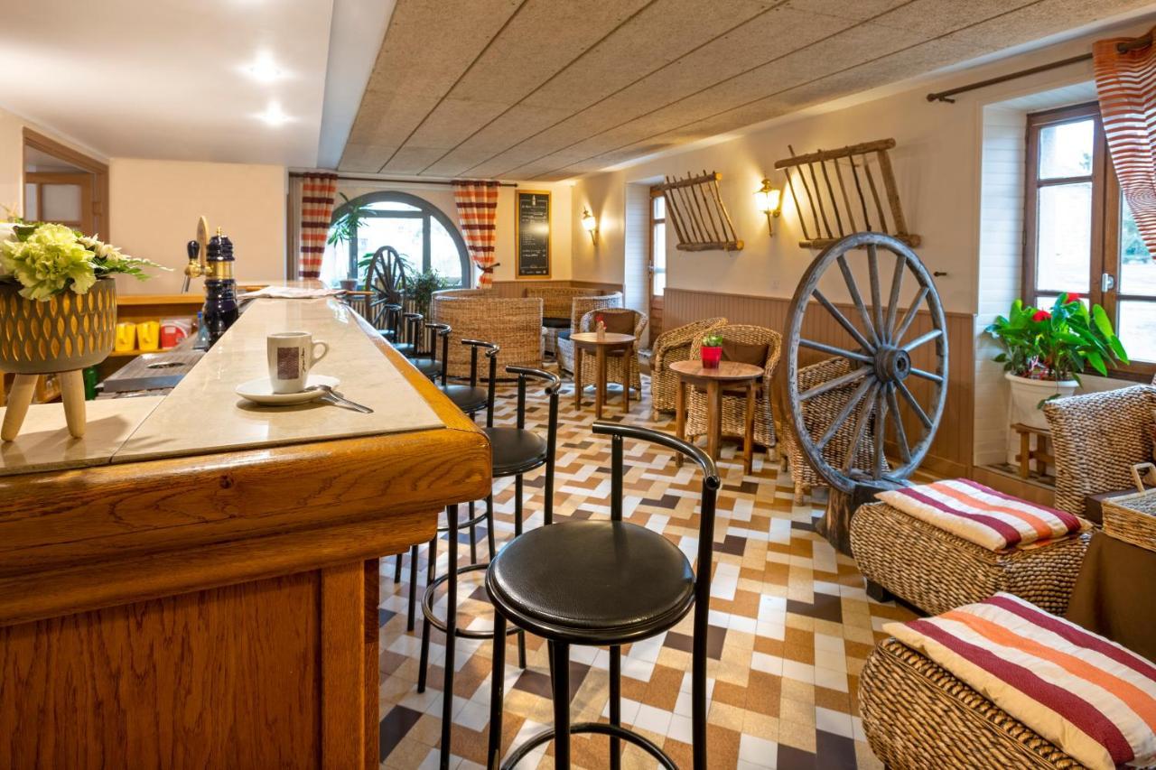 Hotel Restaurant De La Poste Et La Grange Detente, Espace Bien-Etre Châteauneuf-de-Randon 외부 사진